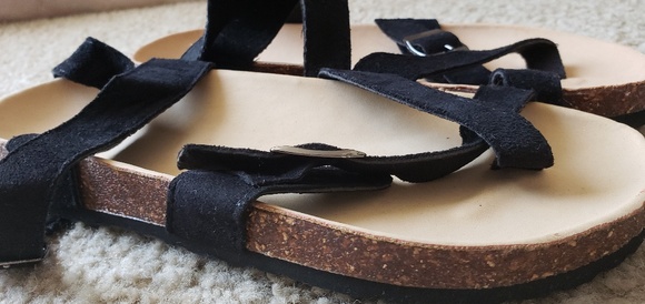 Sandals - Picture 2 of 4